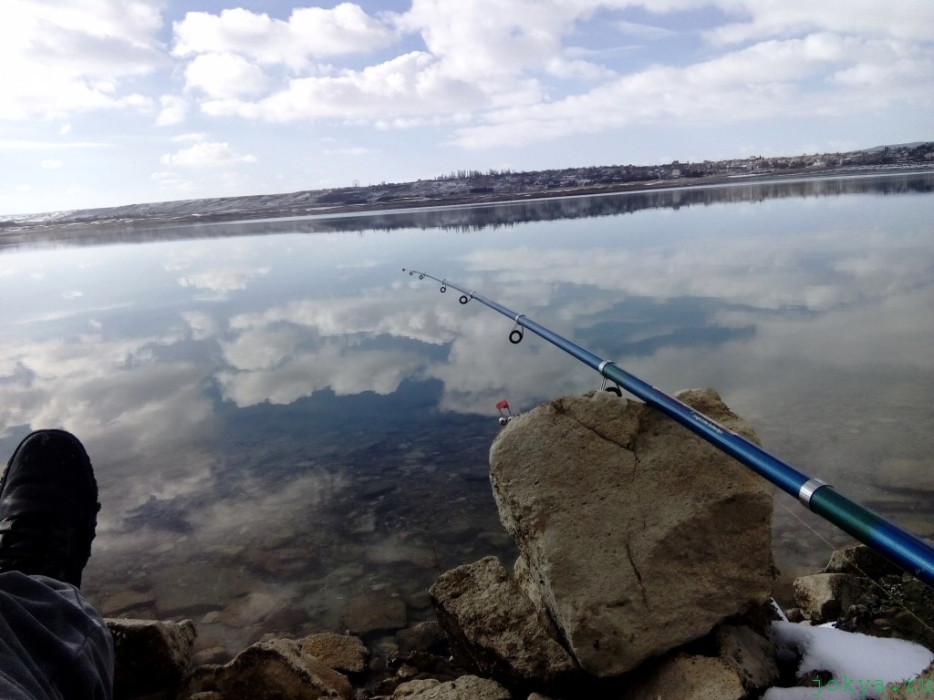 Рыбалка в феврале в воскресенье: на водоеме Тайган фото сюжет jokya.ru 